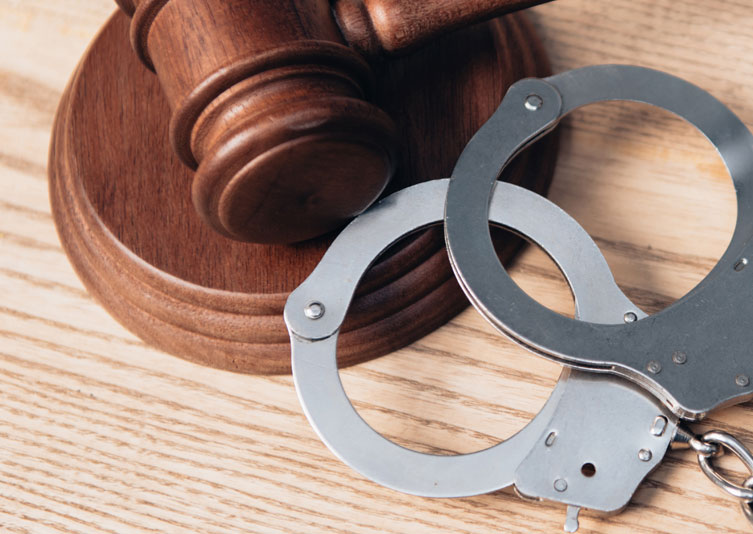 Abogado trafico de drogas en Madrid | Marta Ruiz Garamendi